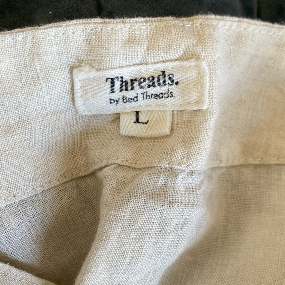 Bed Threads L Linen V Neck Top - Picture 3 of 12